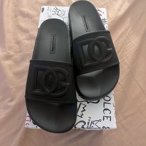 Dolce & Gabbana slides size 7